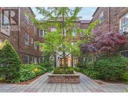 303 - 480 ORIOLE PARKWAY, Toronto, Ontario