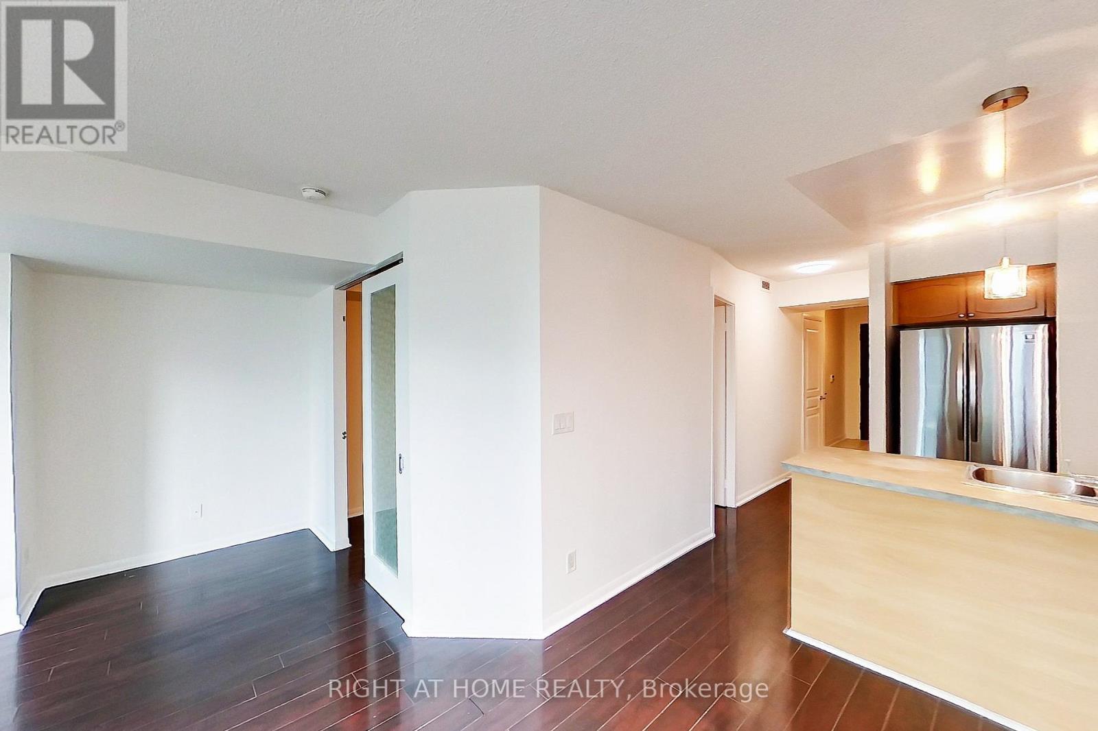 1813 - 18 Yonge Street, Toronto, Ontario M5E 1Z8 - Photo 15 - C13463086