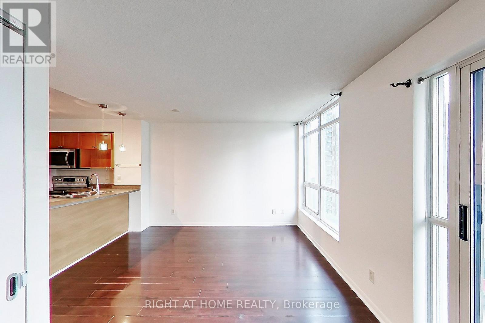 1813 - 18 Yonge Street, Toronto, Ontario M5E 1Z8 - Photo 18 - C13463086