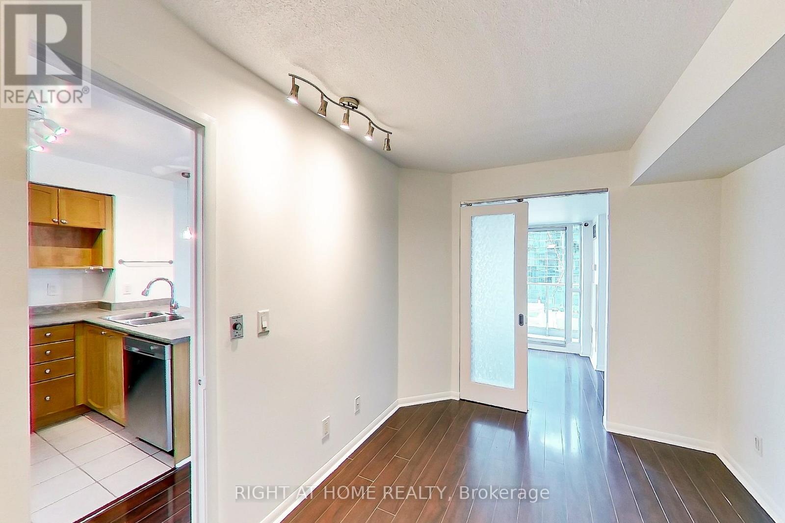 1813 - 18 Yonge Street, Toronto, Ontario M5E 1Z8 - Photo 20 - C13463086