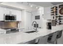 1160 Sunset Drive Unit# 302, Kelowna, BC V1Y 9P7