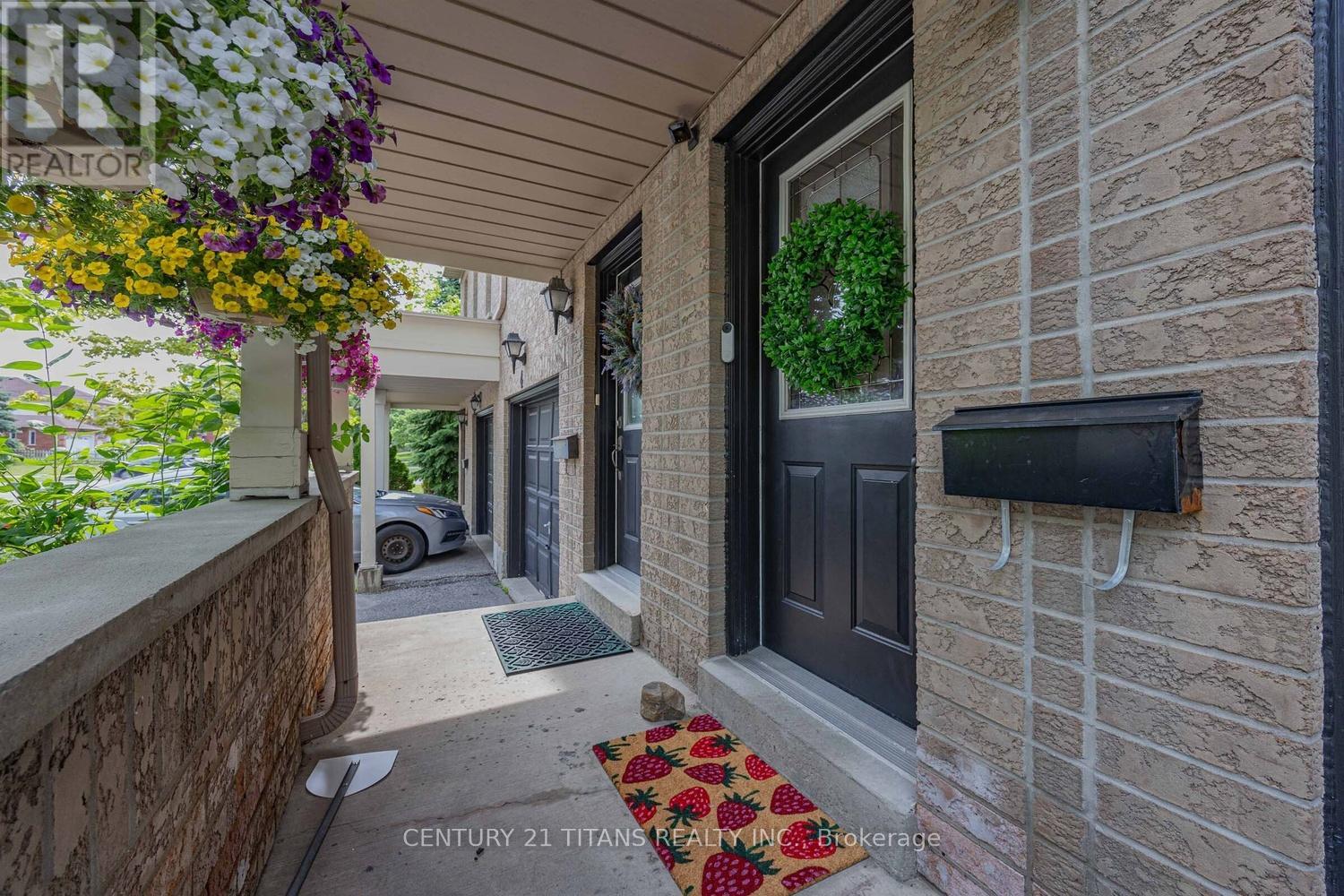 6 Mcgonigal Lane, Ajax, Ontario  L1T 4G9 - Photo 16 - E13462806