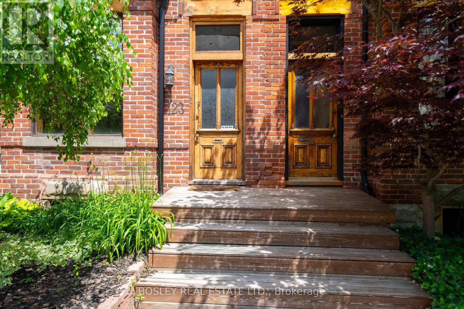 123 Hamilton Street, Toronto, Ontario  M4M 2C7 - Photo 3 - E13462958