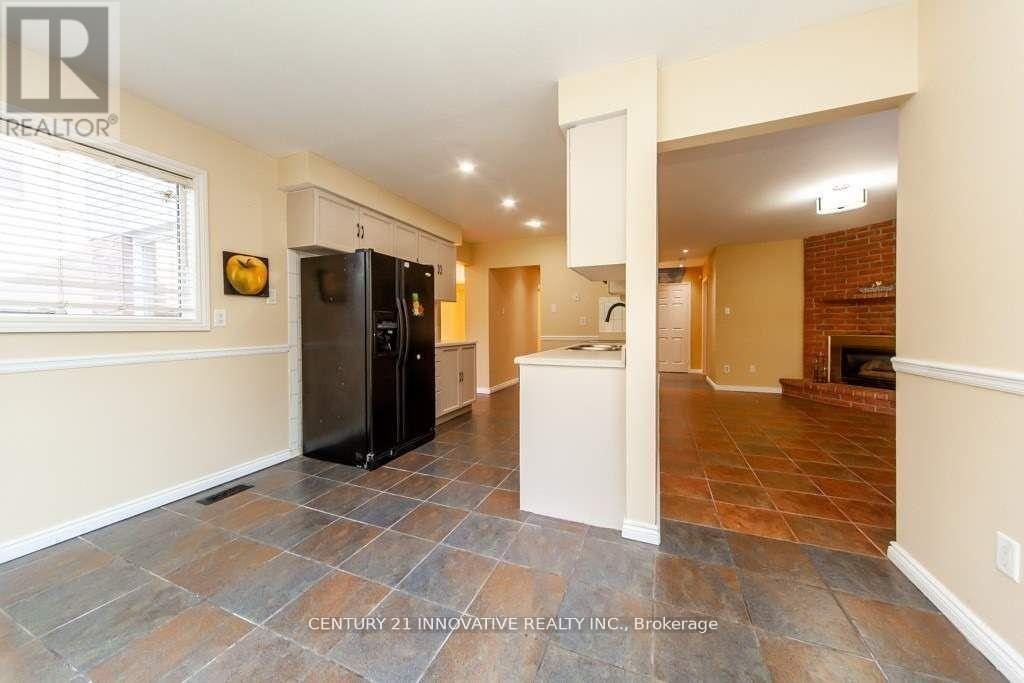 Main - 16 Long Drive, Whitby, Ontario  L1N 8E1 - Photo 3 - E13463000