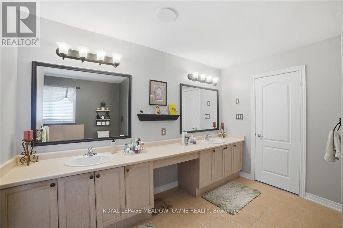 3 St Phillip Court, Whitby, Ontario  L1P 0A5 - Photo 28 - E13463038