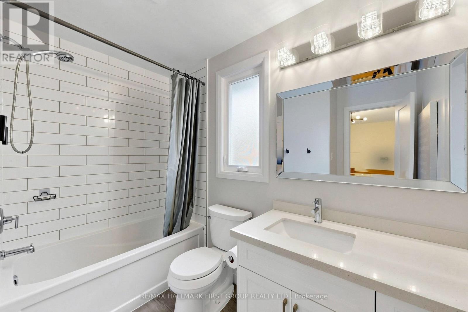 1746 Bronte Square, Pickering, Ontario  L1V 3B8 - Photo 31 - E13463084