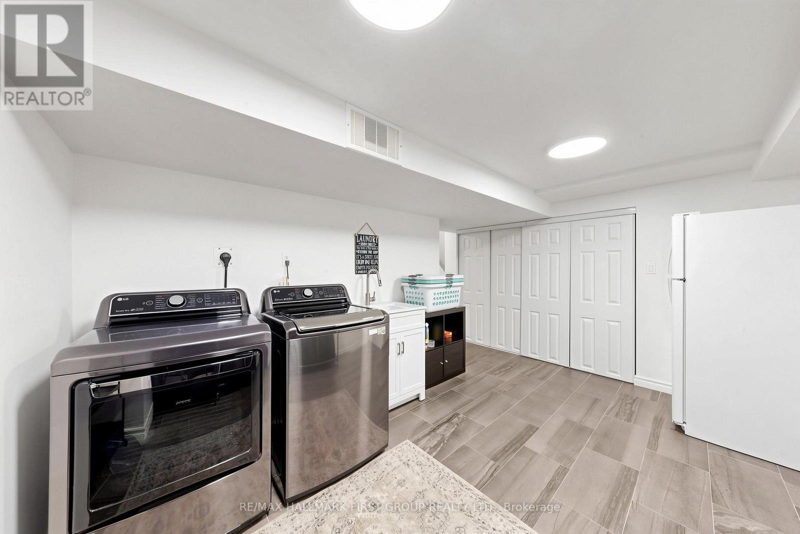 1746 Bronte Square, Pickering, Ontario  L1V 3B8 - Photo 38 - E13463084