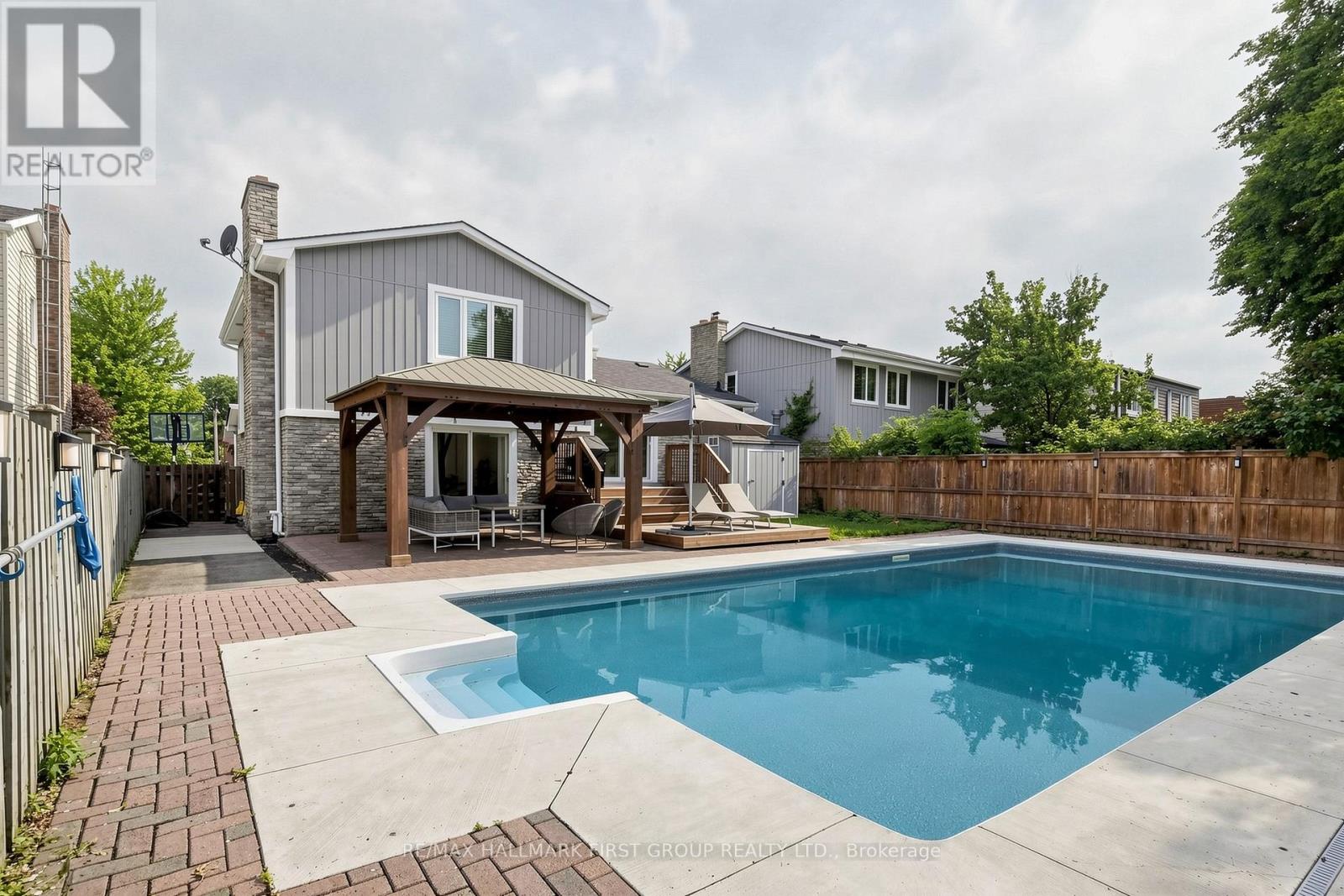 1746 Bronte Square, Pickering, Ontario  L1V 3B8 - Photo 41 - E13463084