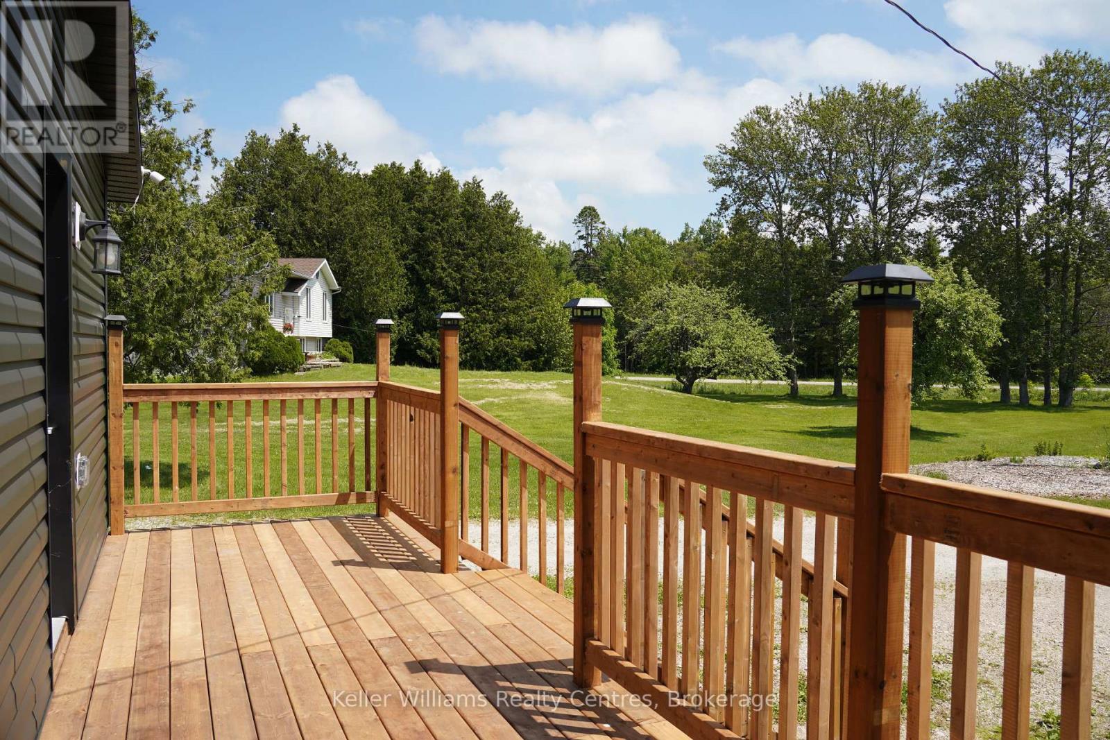 23 Stokes Bay Road, Northern Bruce Peninsula, Ontario  N0H 1W0 - Photo 11 - X12722464