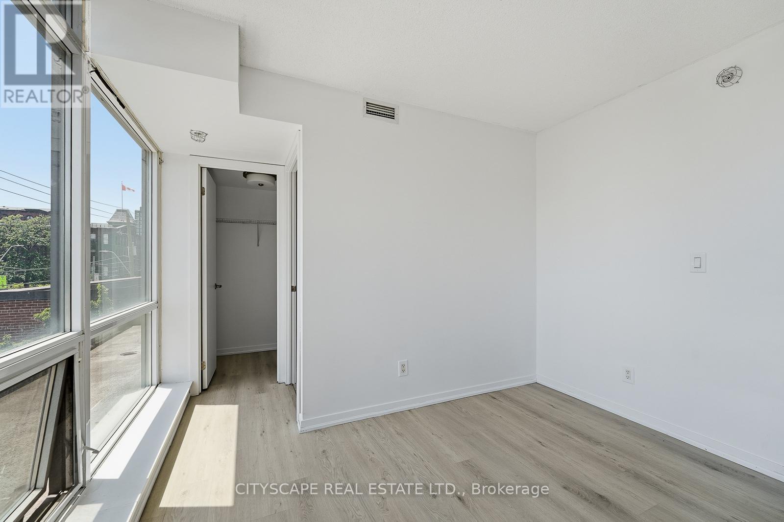 211 - 20 Joe Shuster Way, Toronto, Ontario  M6K 0A3 - Photo 12 - C13461538