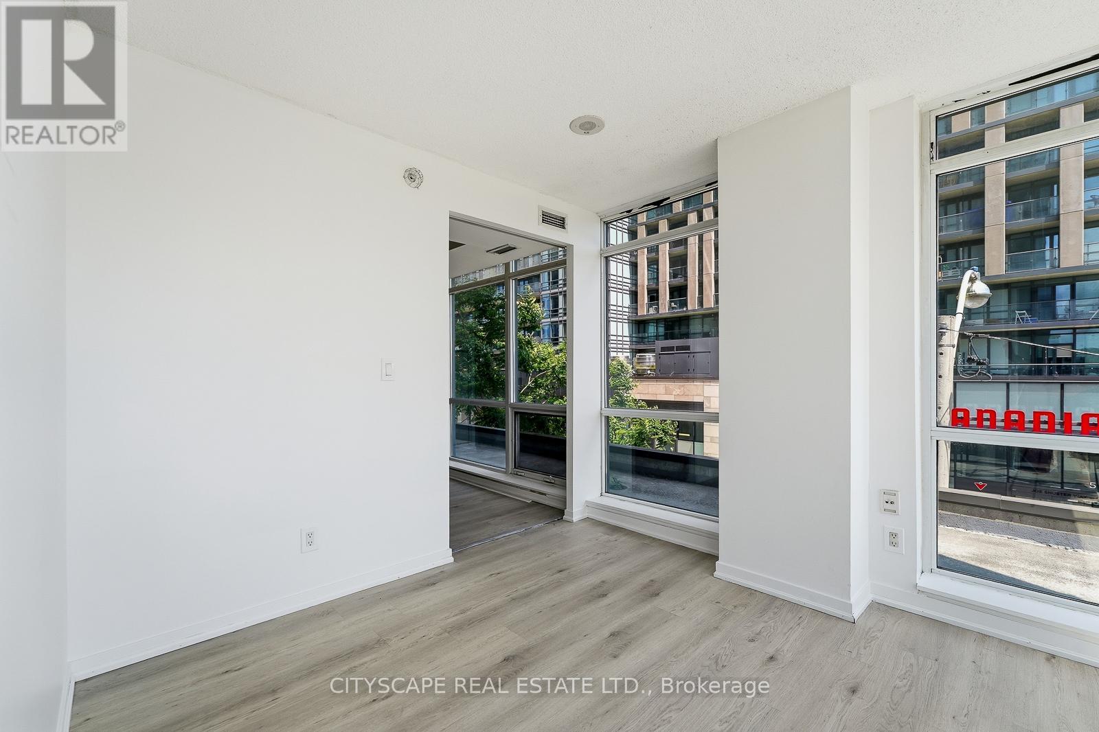 211 - 20 Joe Shuster Way, Toronto, Ontario  M6K 0A3 - Photo 13 - C13461538