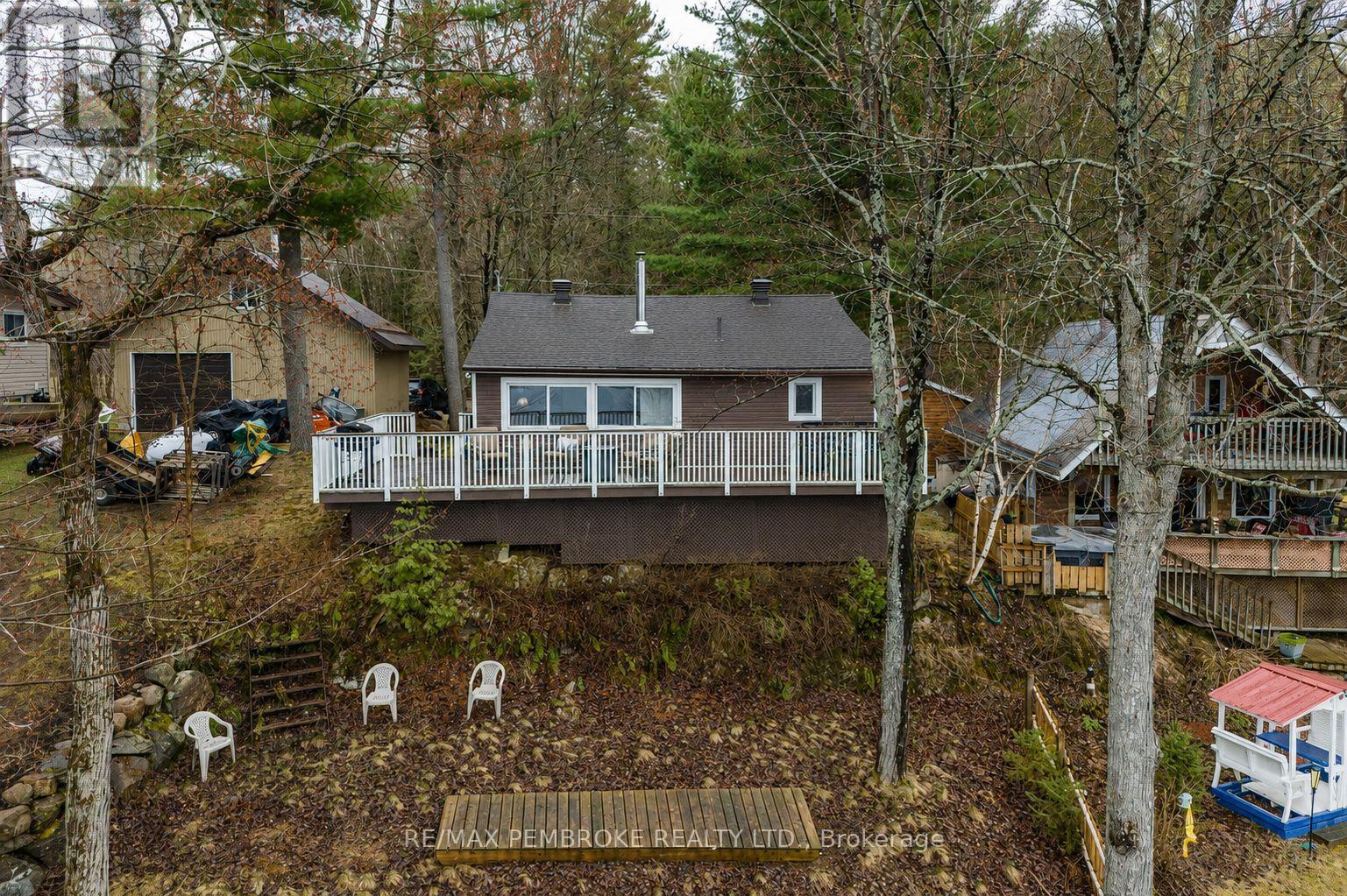 80 MACGREGOR BAY TRAIL, Petawawa, Ontario