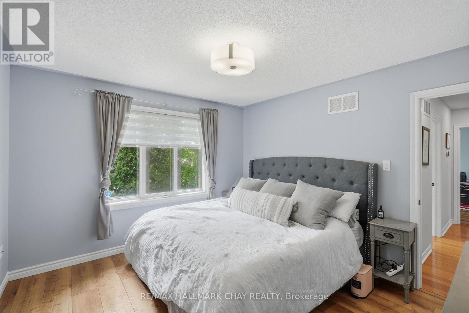 29 Natale Court, Bradford West Gwillimbury, Ontario  L3Z 3J3 - Photo 24 - N13462866