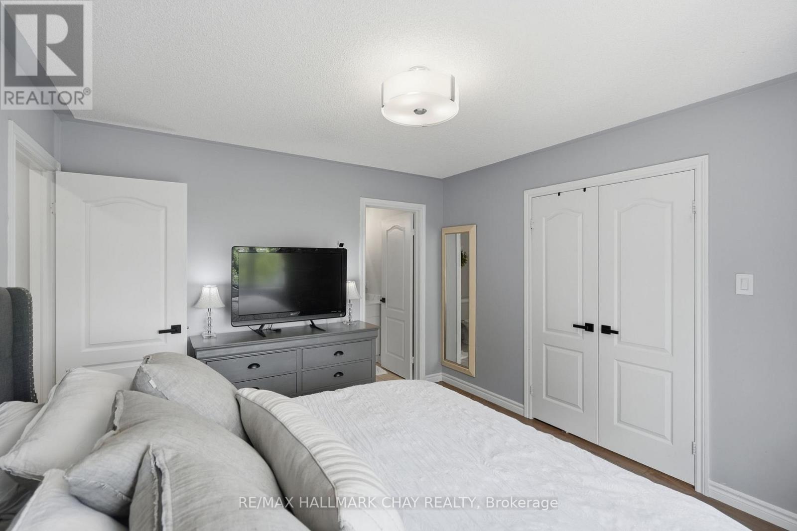 29 Natale Court, Bradford West Gwillimbury, Ontario  L3Z 3J3 - Photo 25 - N13462866