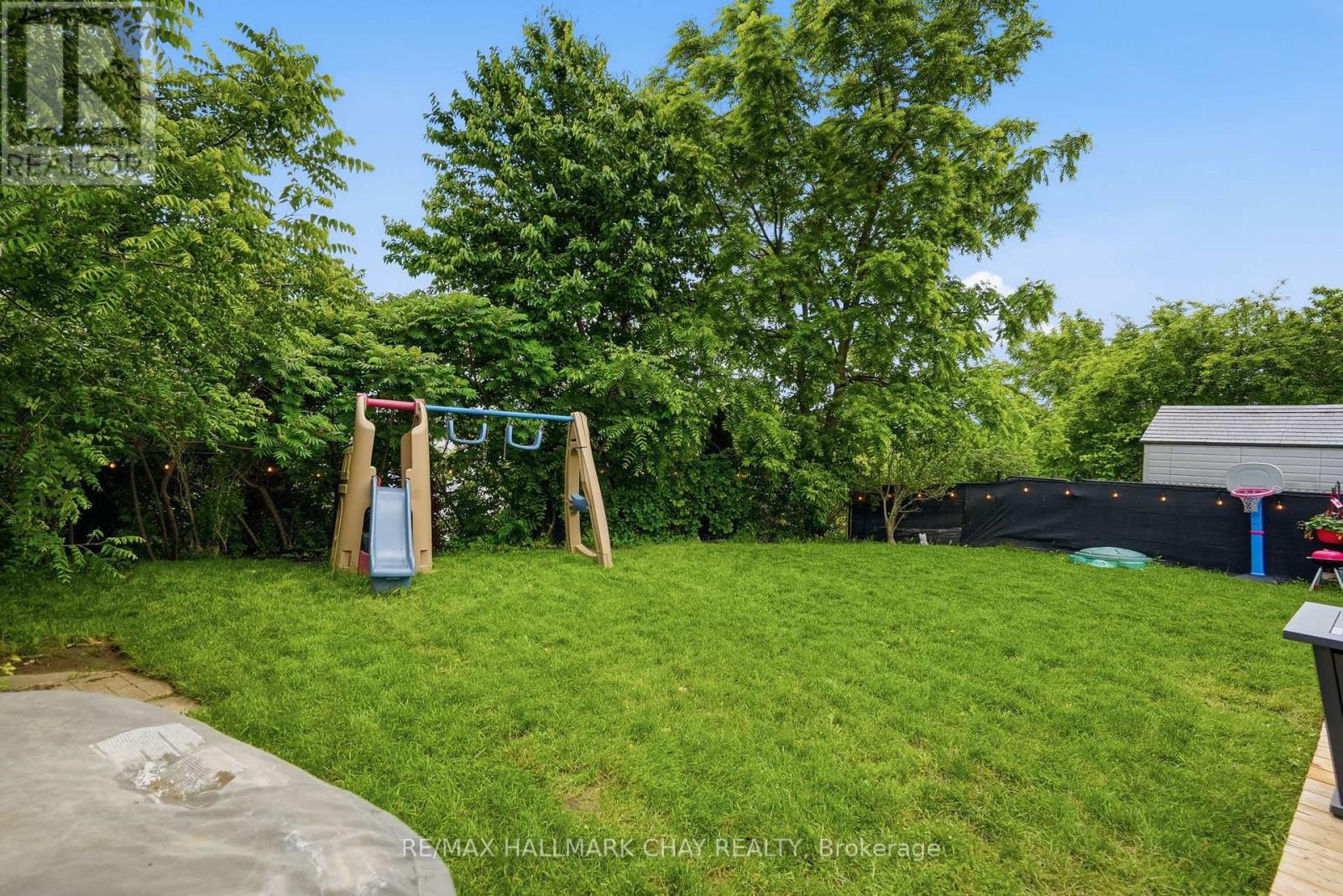 29 Natale Court, Bradford West Gwillimbury, Ontario  L3Z 3J3 - Photo 41 - N13462866