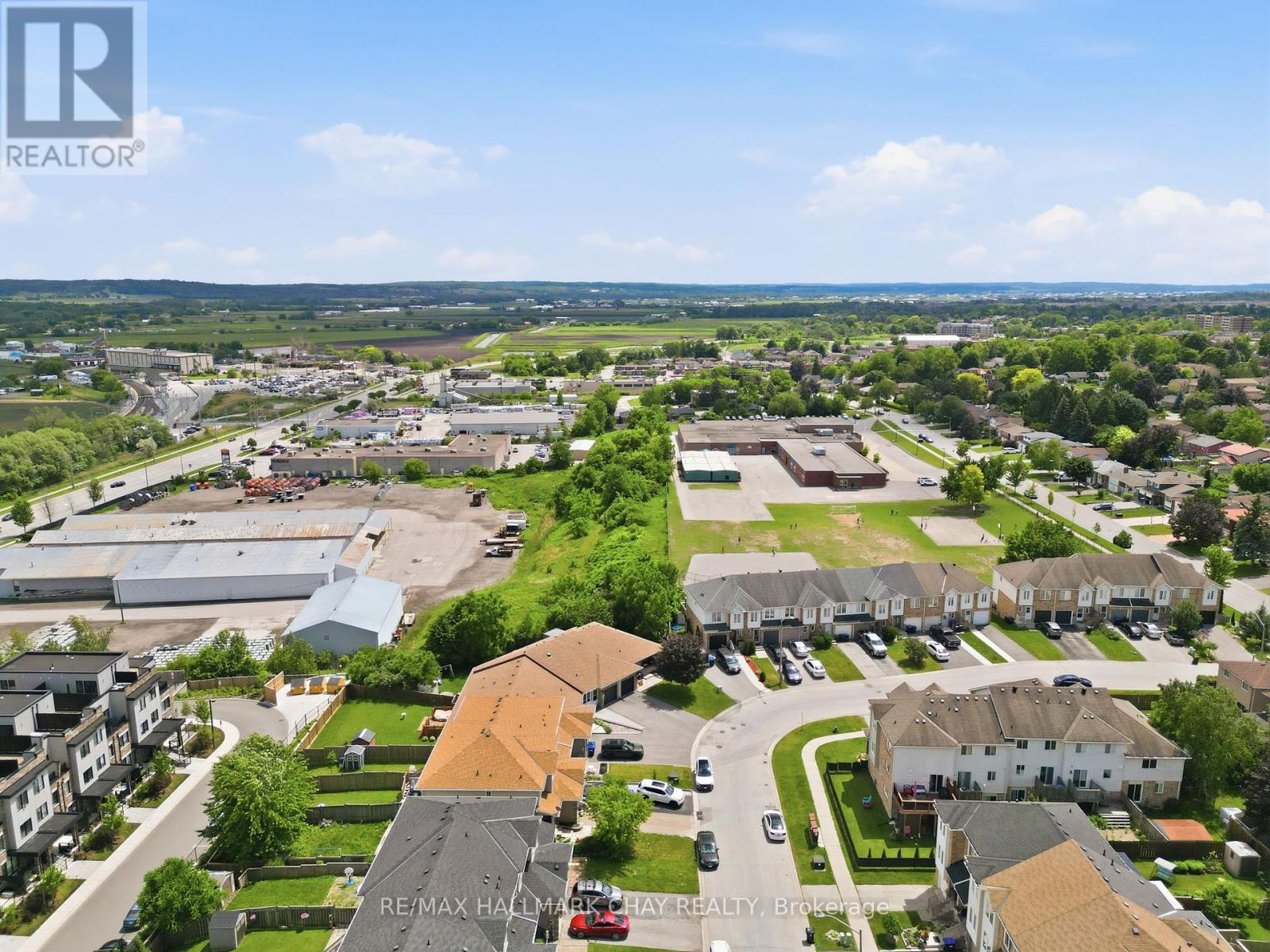 29 Natale Court, Bradford West Gwillimbury, Ontario  L3Z 3J3 - Photo 42 - N13462866