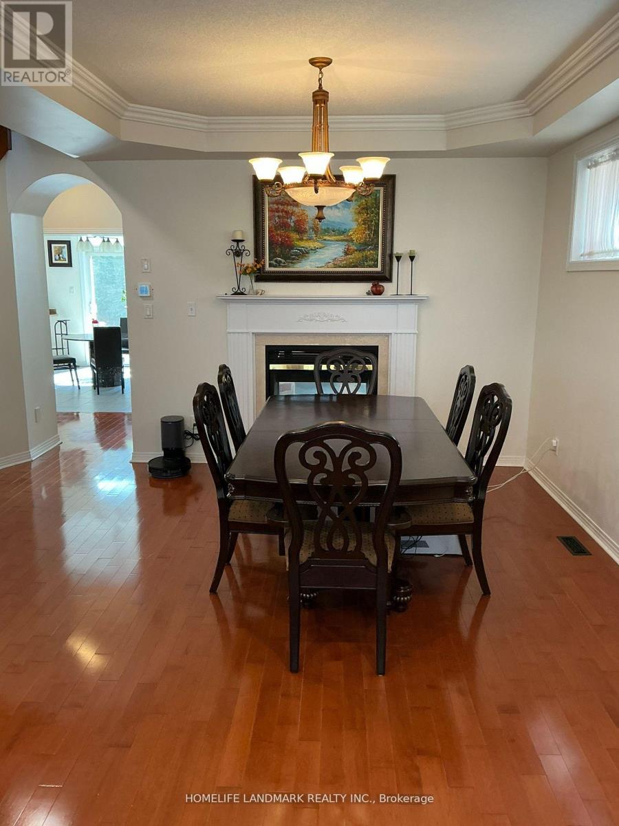 55 Moss Creek Boulevard E, Markham, Ontario  L6C 2V5 - Photo 2 - N13462880