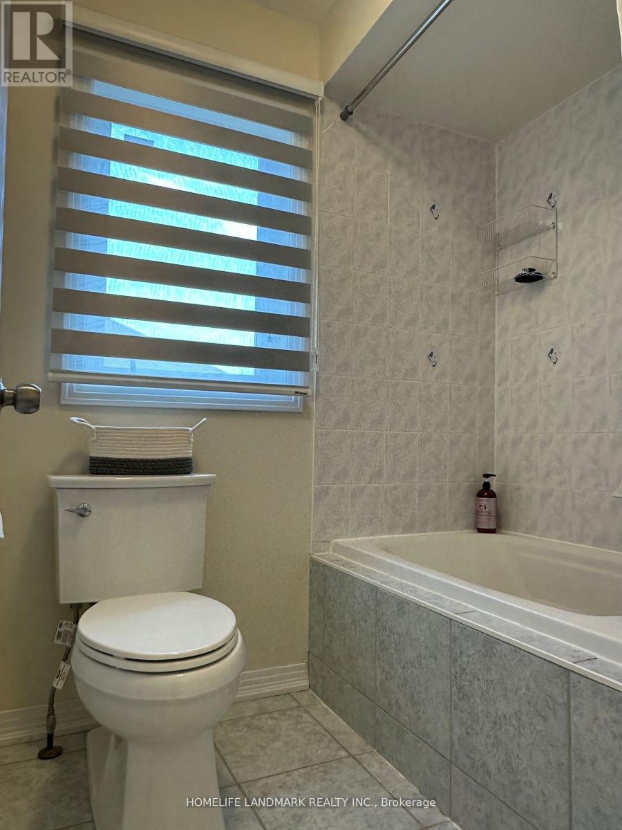 55 Moss Creek Boulevard E, Markham, Ontario  L6C 2V5 - Photo 22 - N13462880