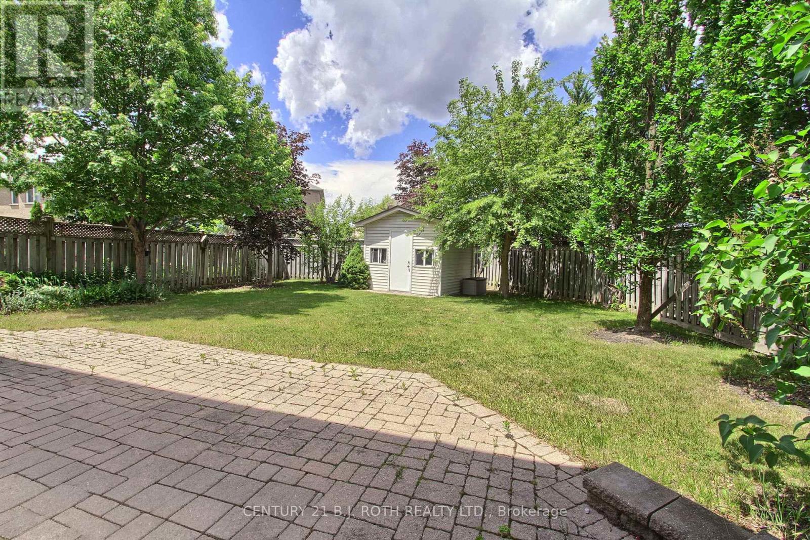 28 Poplar Drive, Richmond Hill, Ontario  L4E 2Y4 - Photo 27 - N13462994