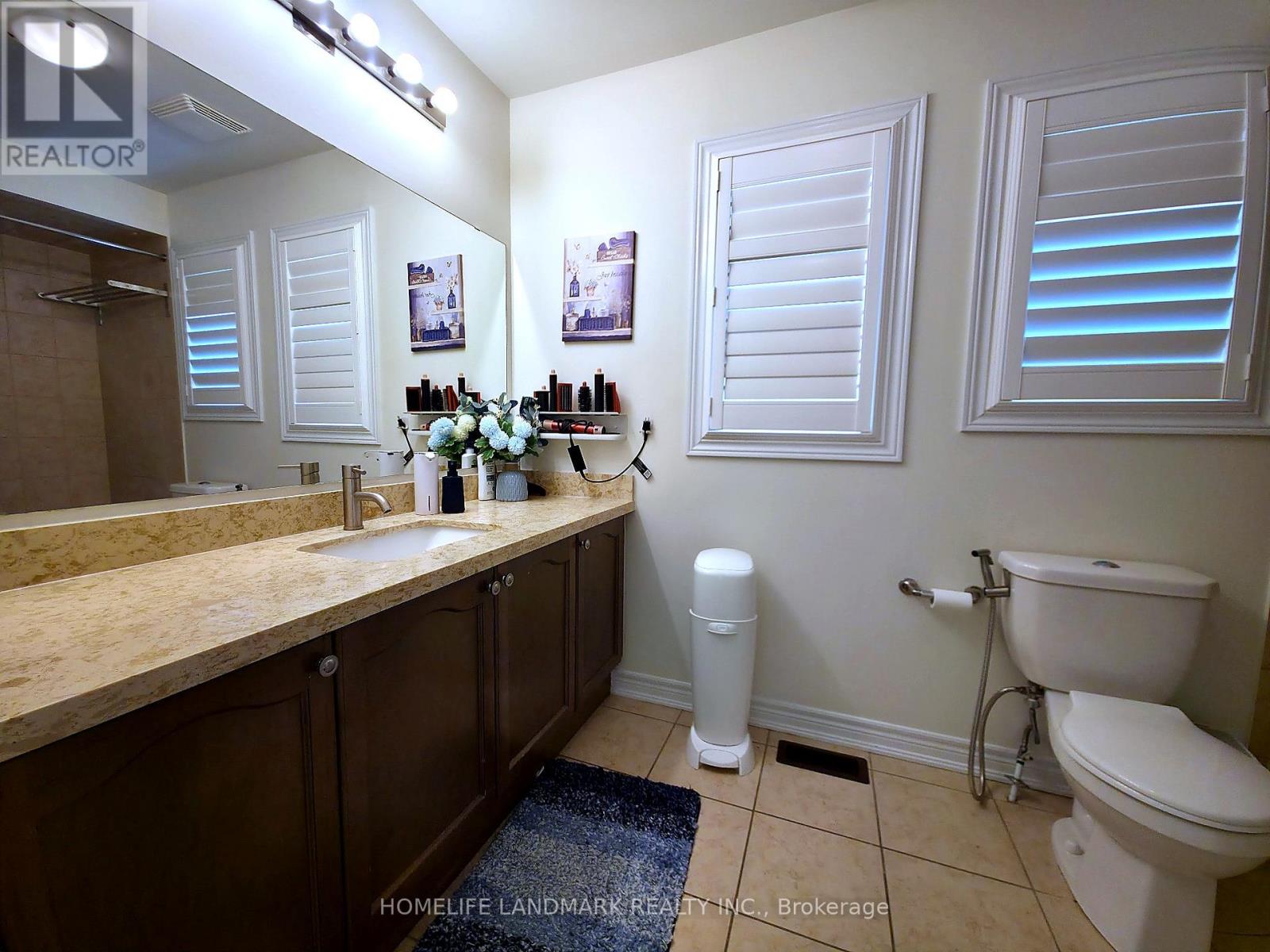 41 Mansard Drive, Richmond Hill, Ontario  L4E 0L7 - Photo 25 - N13147262