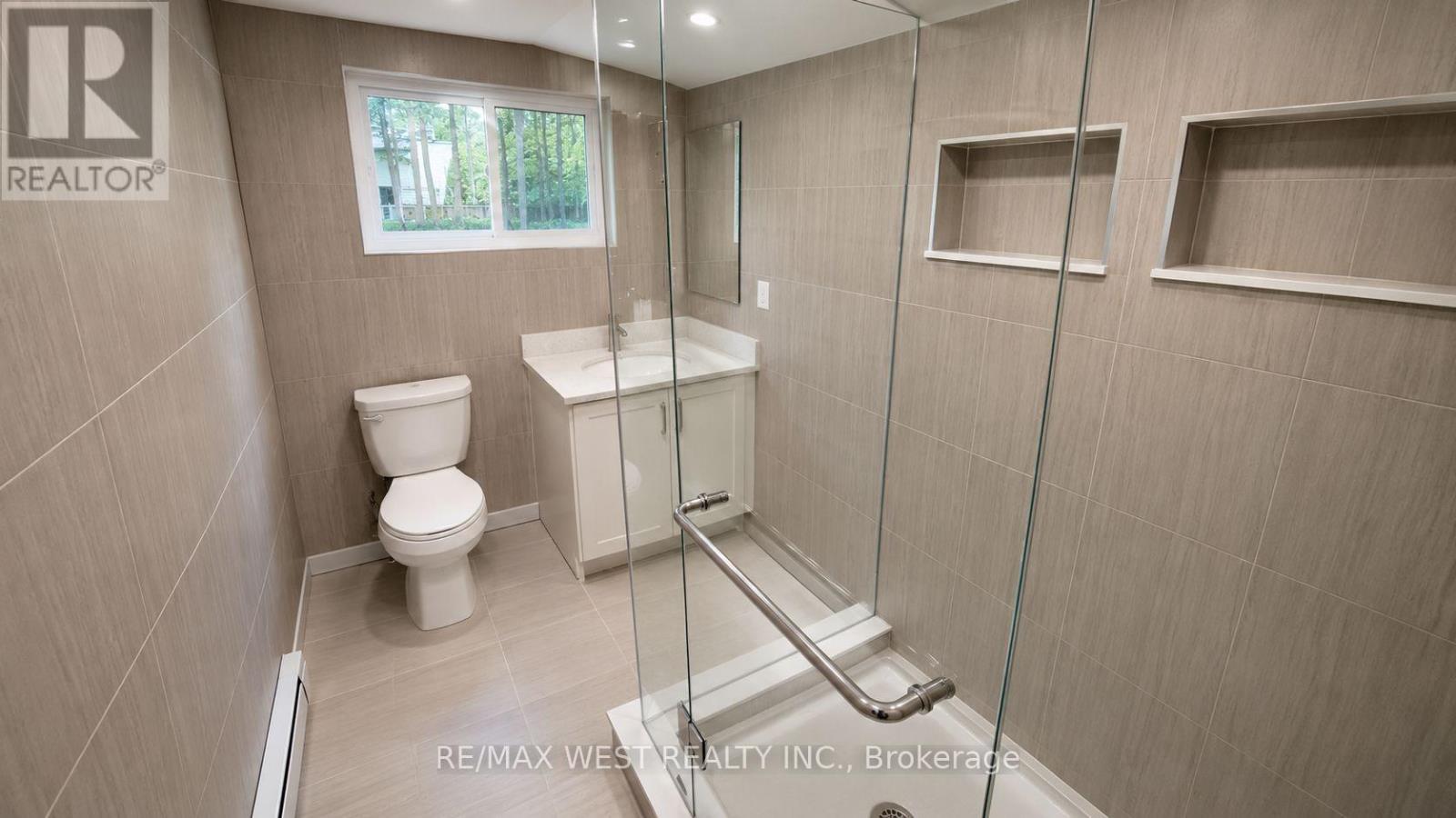 91 30th Street N, Wasaga Beach, Ontario  L9Z 2C8 - Photo 16 - S13462826
