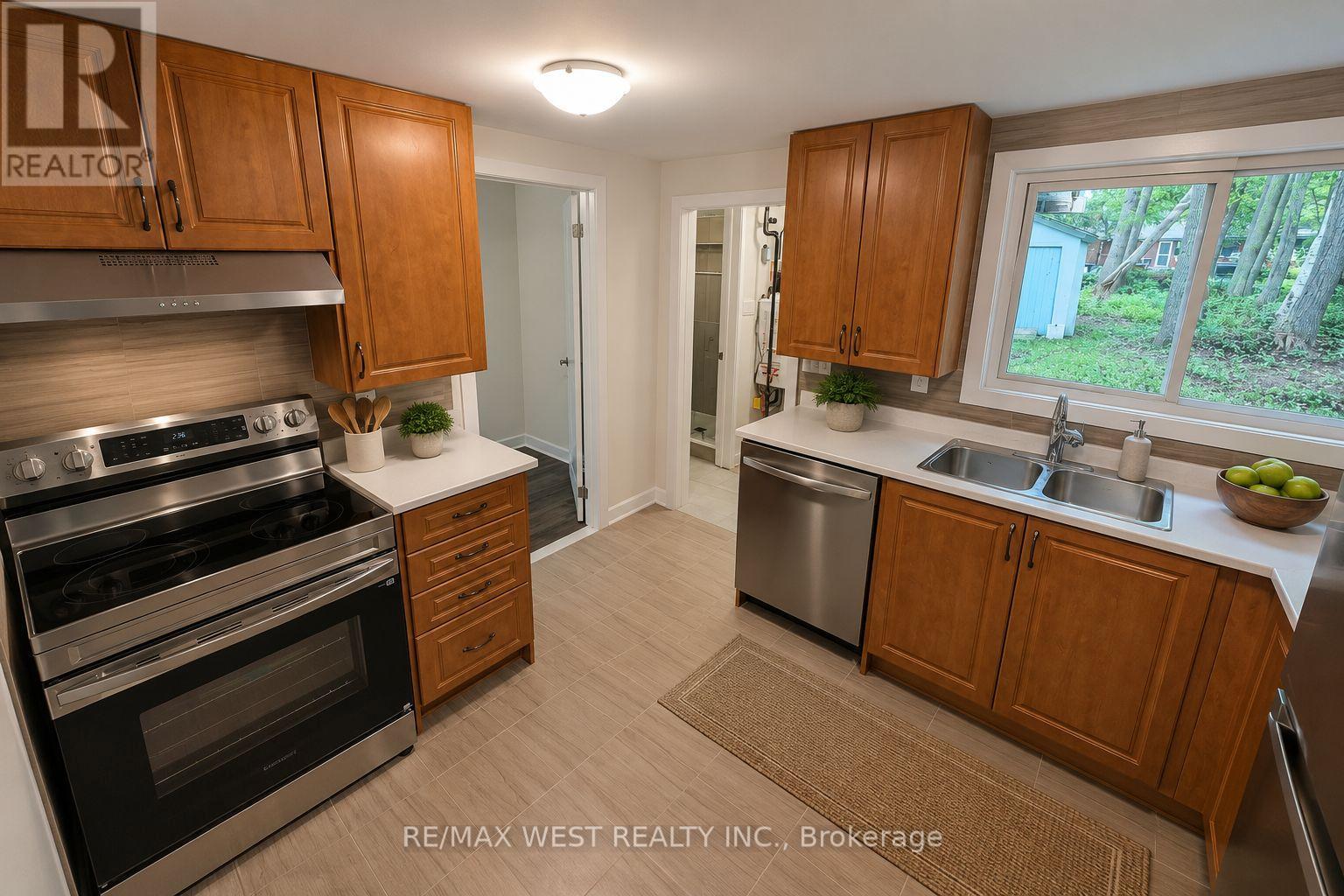 91 30th Street N, Wasaga Beach, Ontario  L9Z 2C8 - Photo 6 - S13462826
