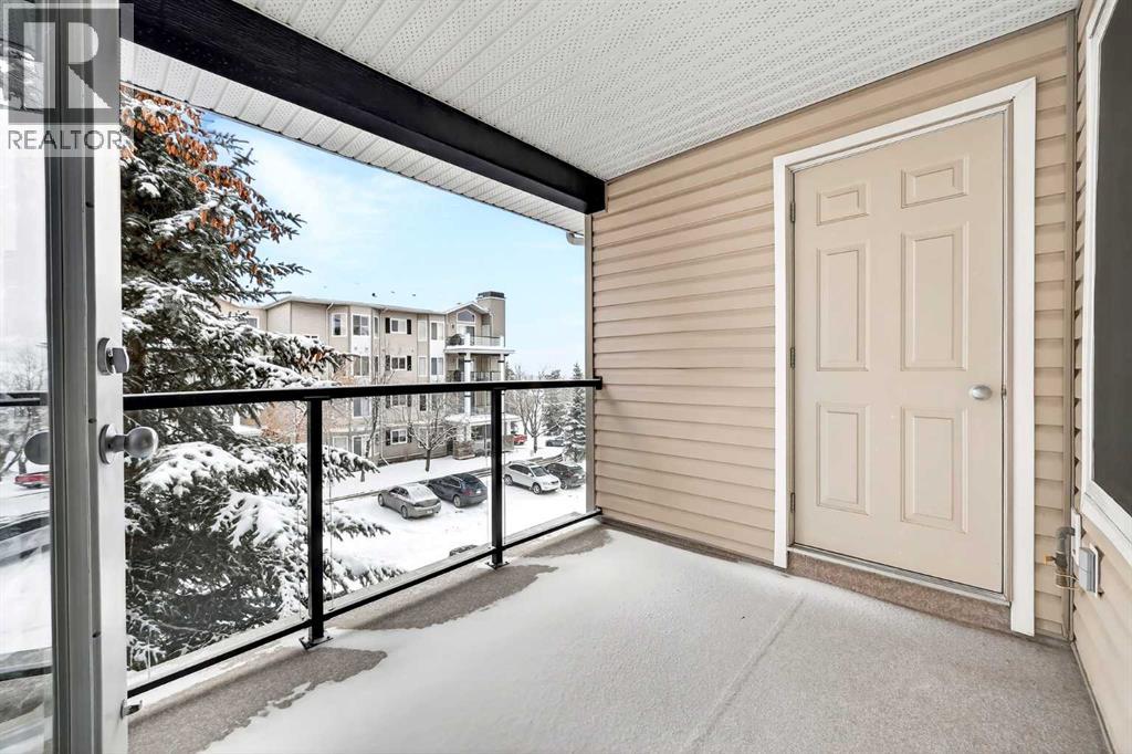 332, 369 Rocky Vista Park NW, Calgary, Alberta  T2R 0V5 - Photo 6 - A2322381