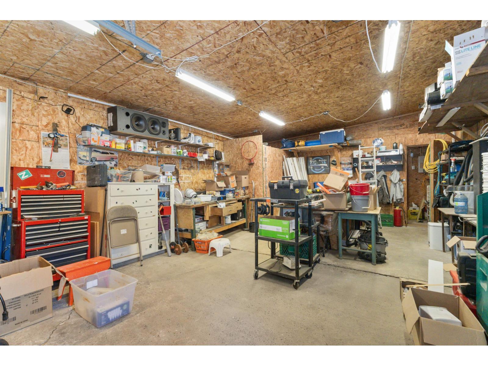 Listing image 24