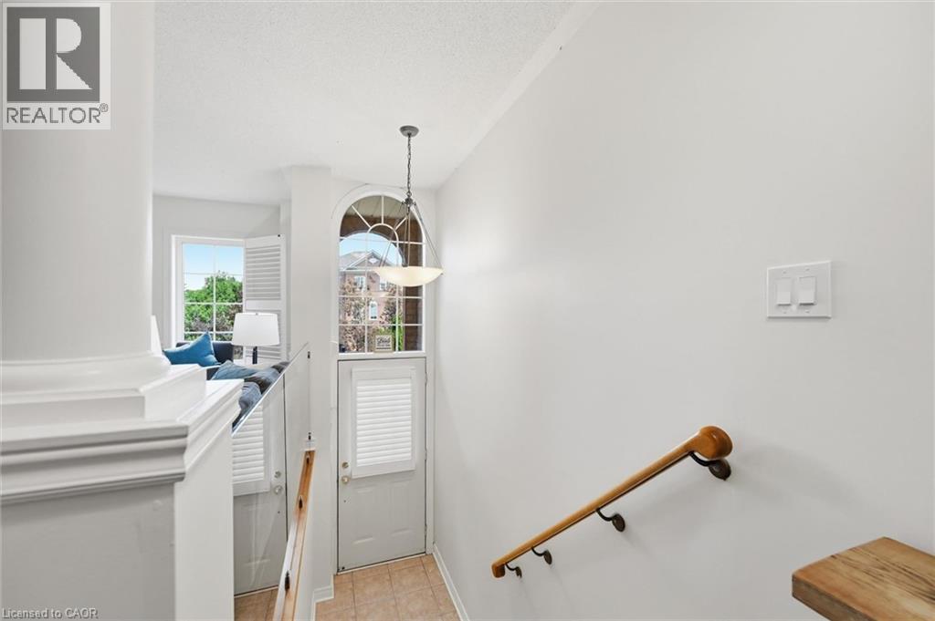 2420 Ravinebrook Crescent, Oakville, Ontario  L6H 6Y2 - Photo 4 - 40840770