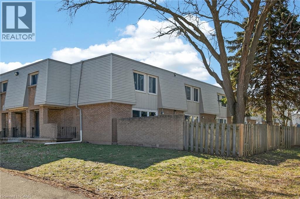 17 Old Pine Trail Unit# 182, St. Catharines, Ontario  L2M 6P9 - Photo 2 - 40840883