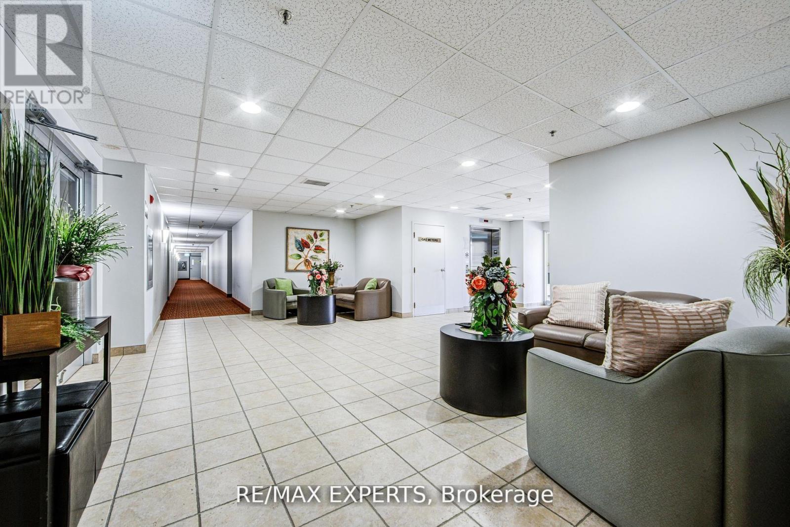 102 - 391 Plains Road E, Burlington, Ontario  L7T 4M2 - Photo 36 - W13462778