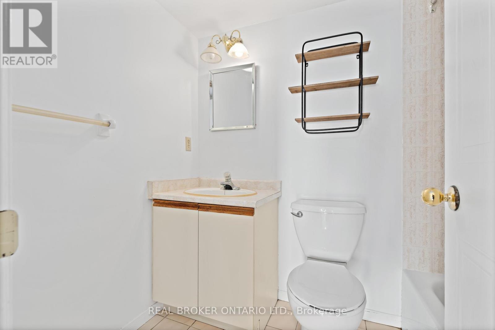 705 - 20 Mcfarlane Drive, Halton Hills, Ontario  L7G 5J8 - Photo 10 - W13462782