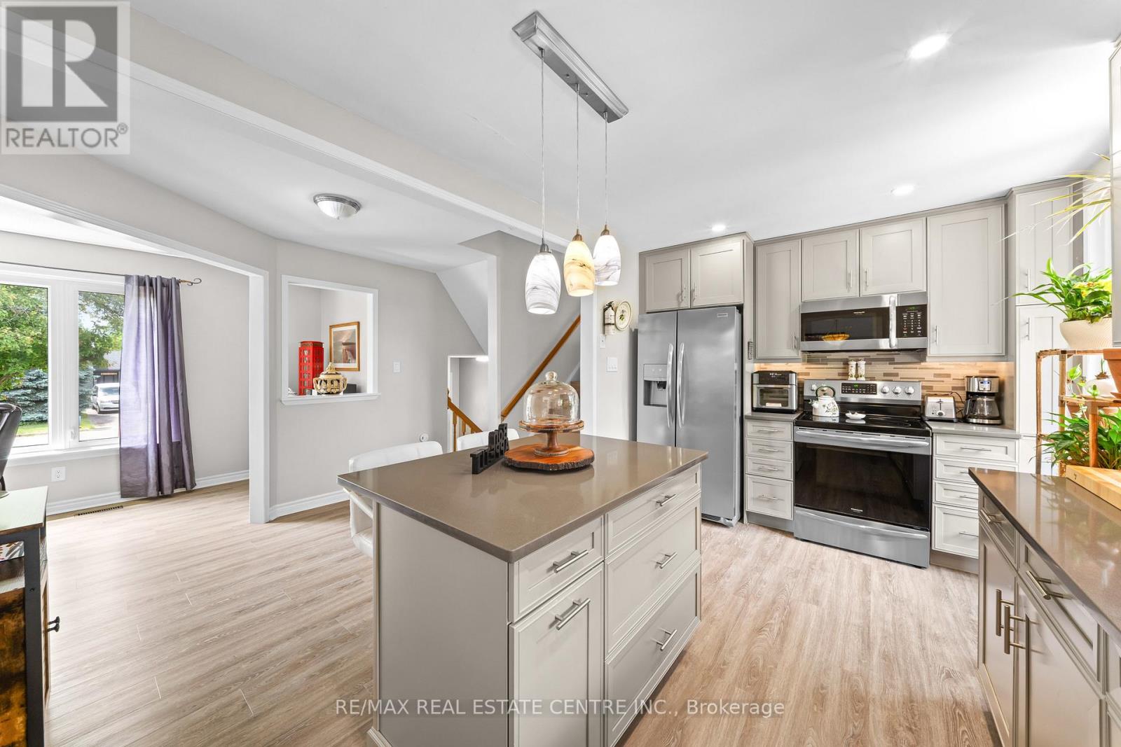 39 Grassmere Crescent, Brampton, Ontario  L6S 1C9 - Photo 16 - W13462810