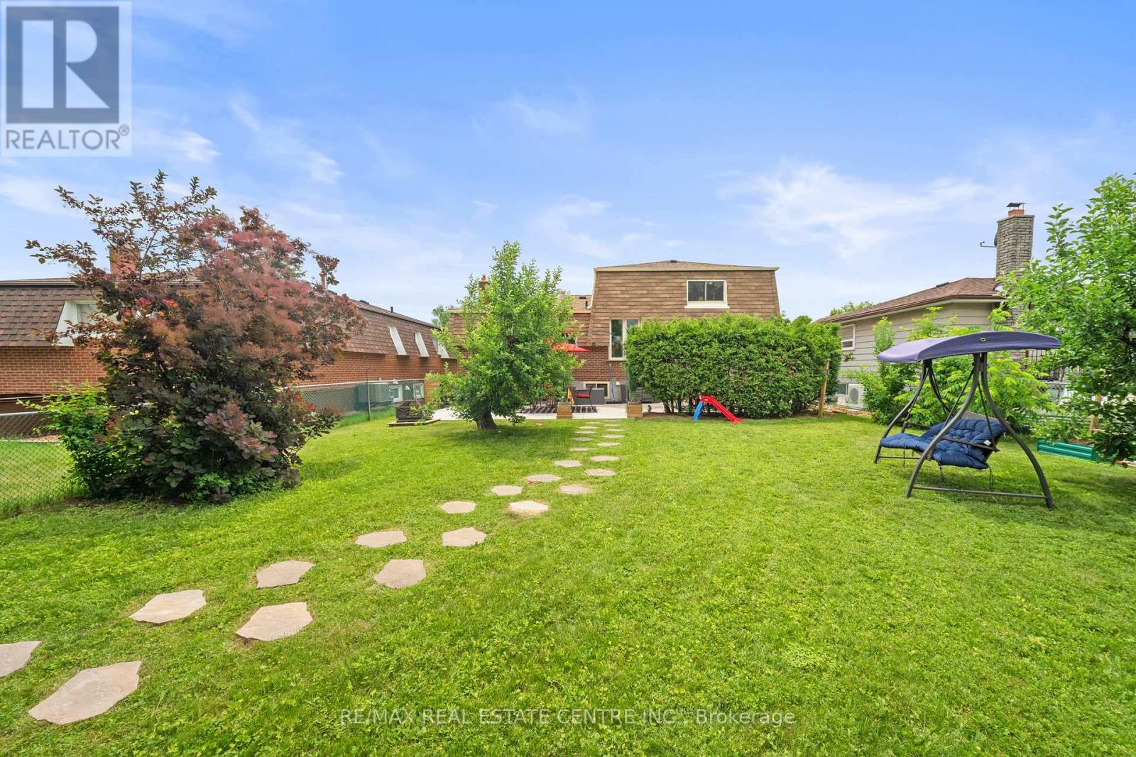 39 Grassmere Crescent, Brampton, Ontario  L6S 1C9 - Photo 44 - W13462810
