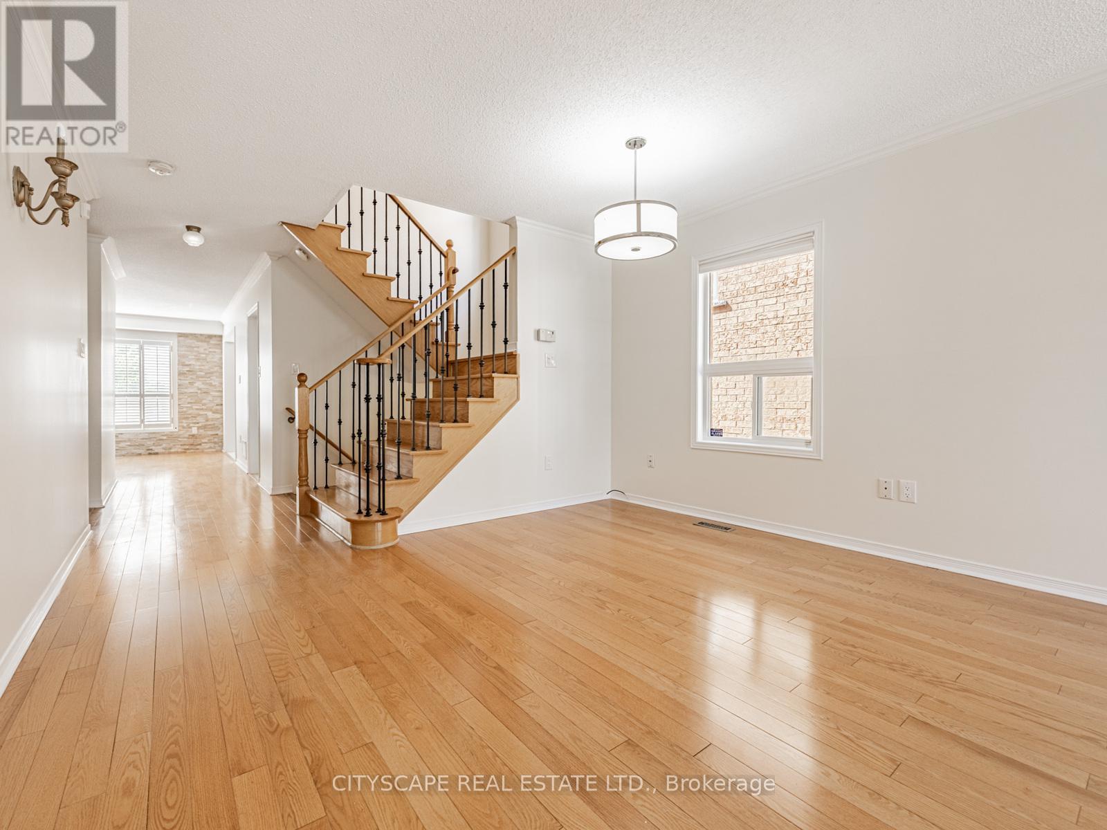 3270 Ridgeleigh Heights, Mississauga, Ontario  L5M 6R9 - Photo 12 - W13462830