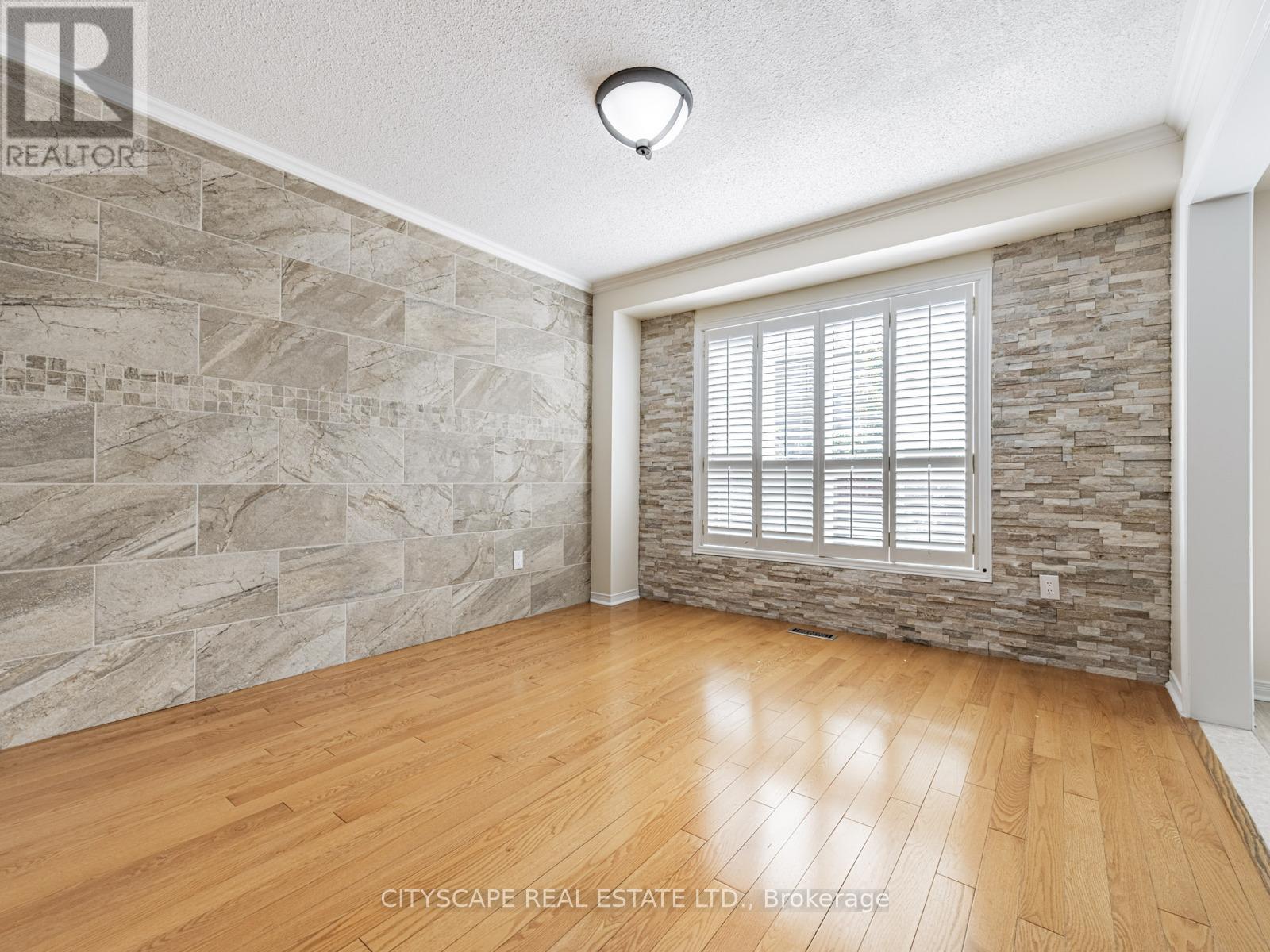 3270 Ridgeleigh Heights, Mississauga, Ontario  L5M 6R9 - Photo 14 - W13462830
