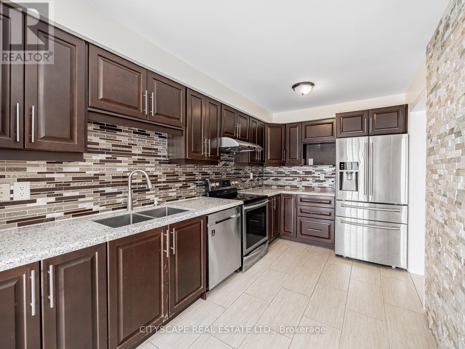 3270 Ridgeleigh Heights, Mississauga, Ontario  L5M 6R9 - Photo 20 - W13462830