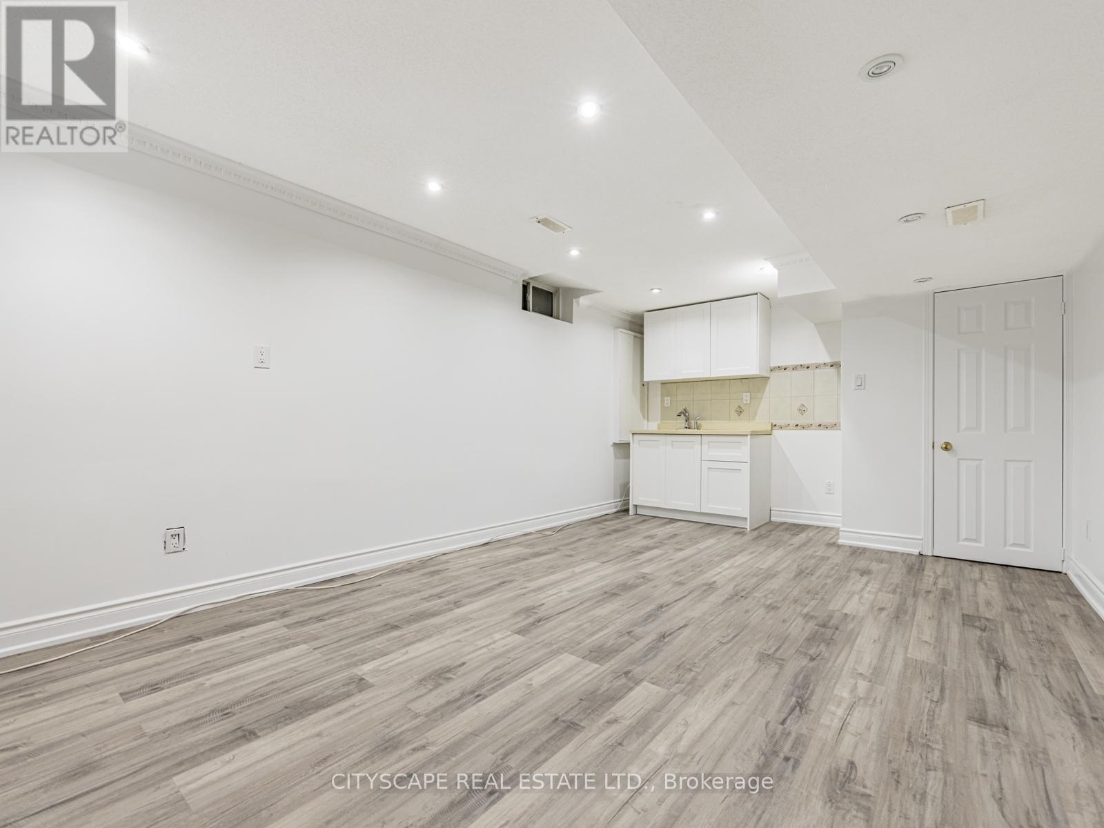 3270 Ridgeleigh Heights, Mississauga, Ontario  L5M 6R9 - Photo 32 - W13462830