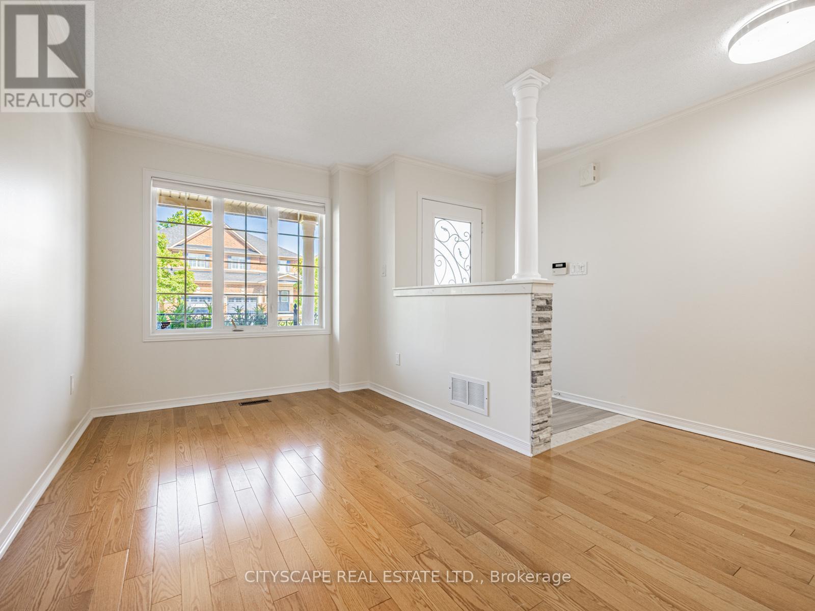 3270 Ridgeleigh Heights, Mississauga, Ontario  L5M 6R9 - Photo 9 - W13462830