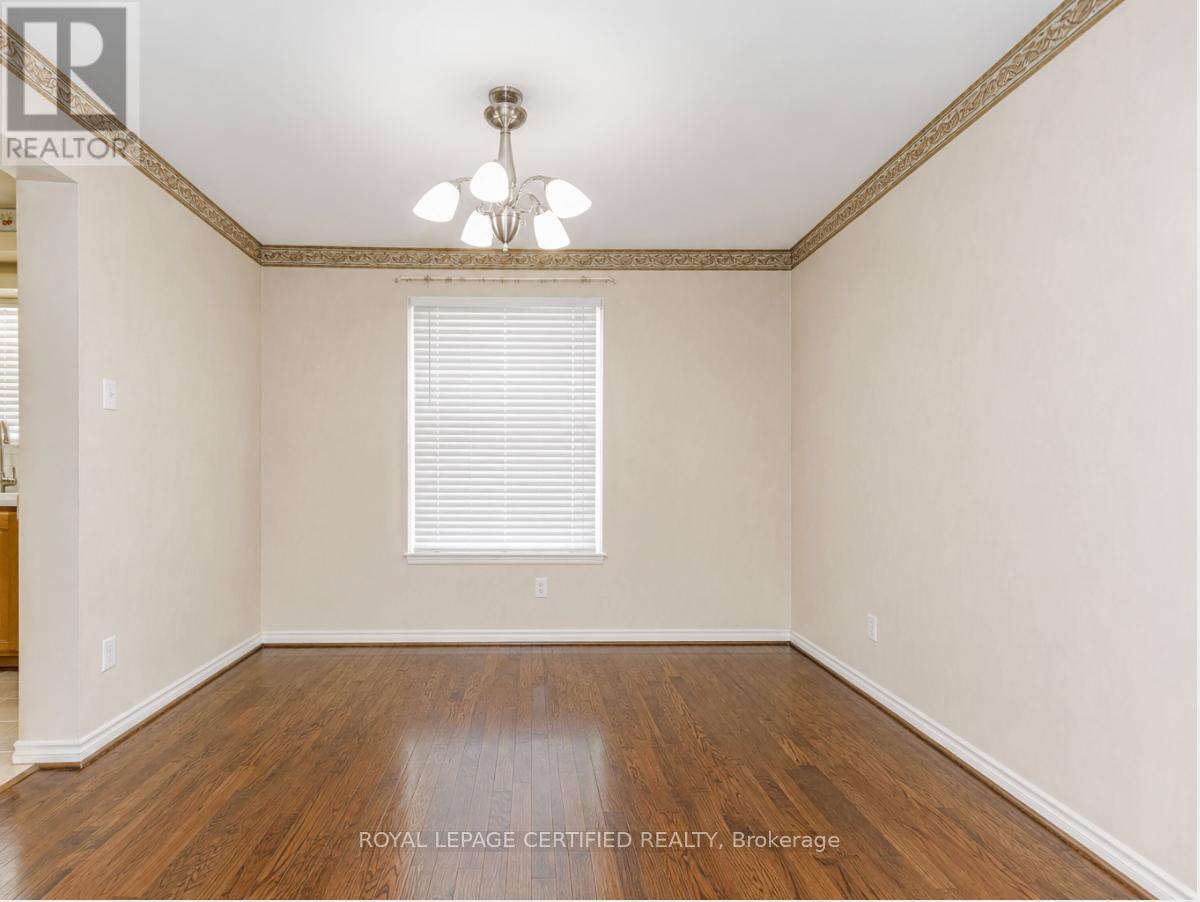 11 Pearson Road, Brampton, Ontario  L6Y 2M9 - Photo 7 - W13462914