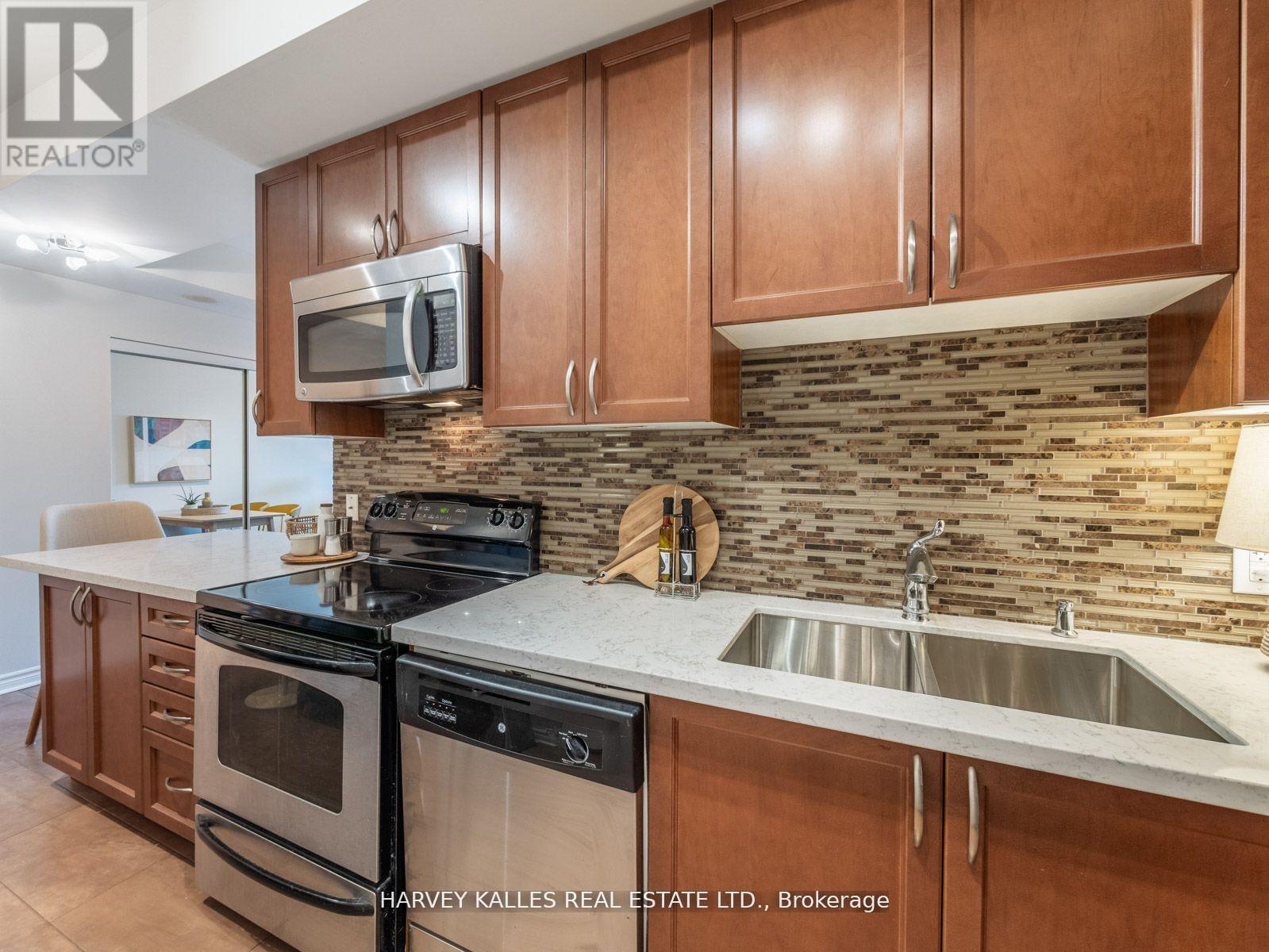 421 - 3865 Lake Shore Boulevard W, Toronto, Ontario  M8W 0A2 - Photo 10 - W13462960