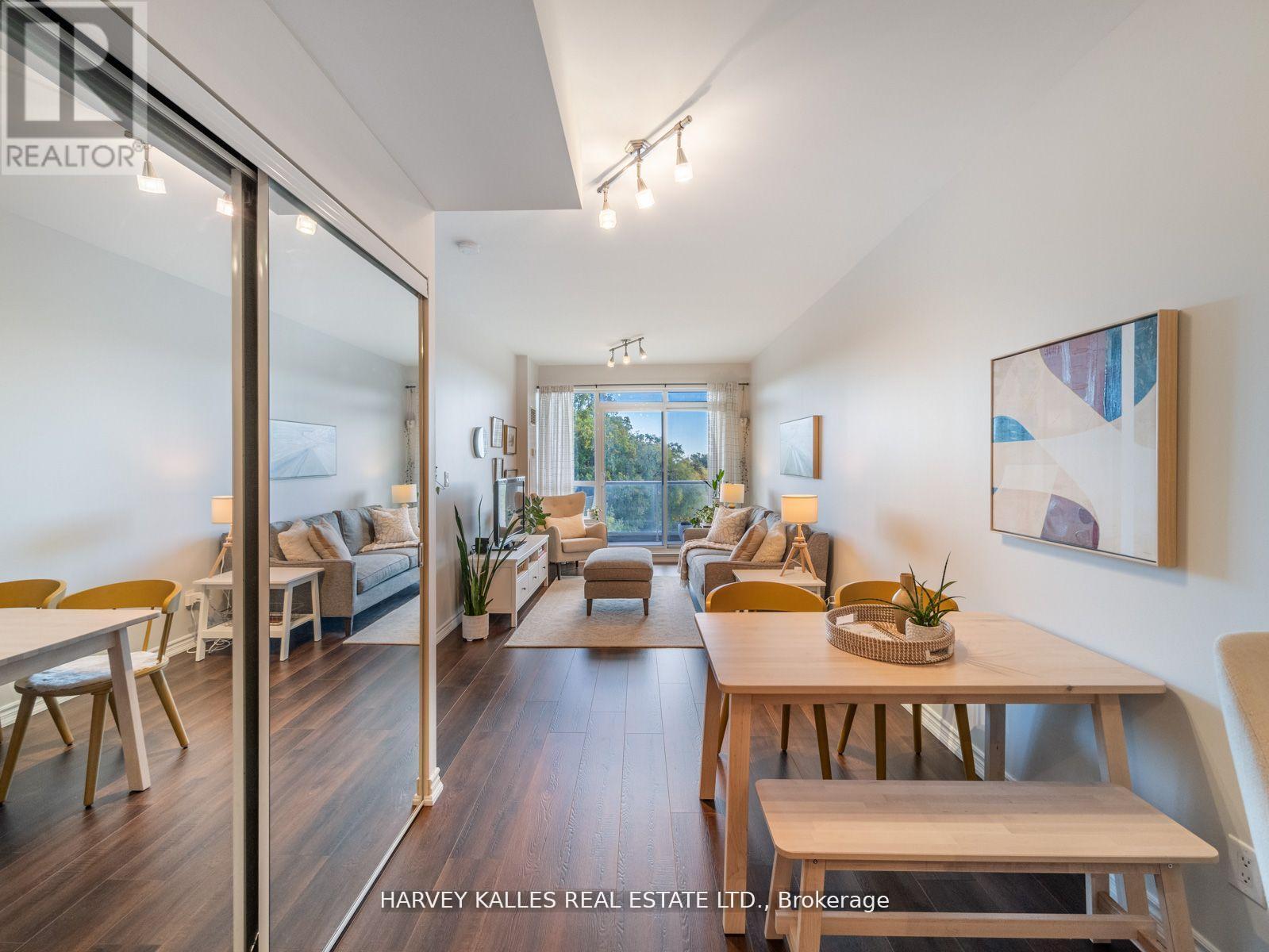 421 - 3865 Lake Shore Boulevard W, Toronto, Ontario  M8W 0A2 - Photo 2 - W13462960