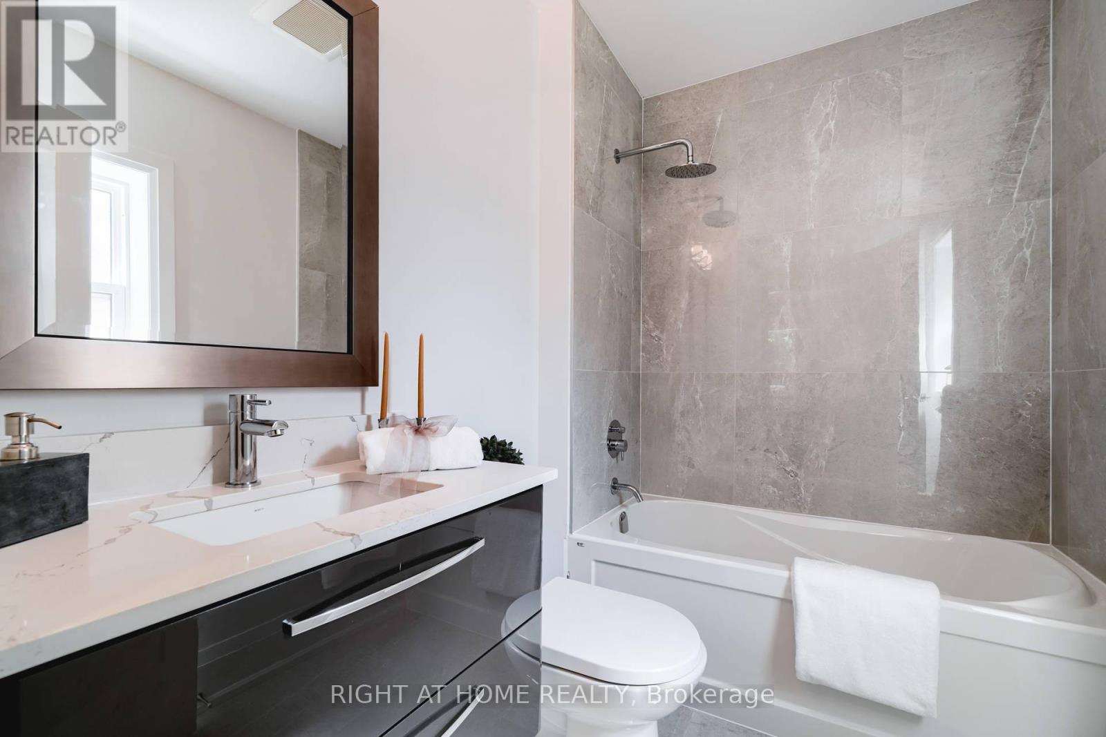 3 - 294 South Kingsway Road, Toronto, Ontario  M6S 3T9 - Photo 12 - W13463088