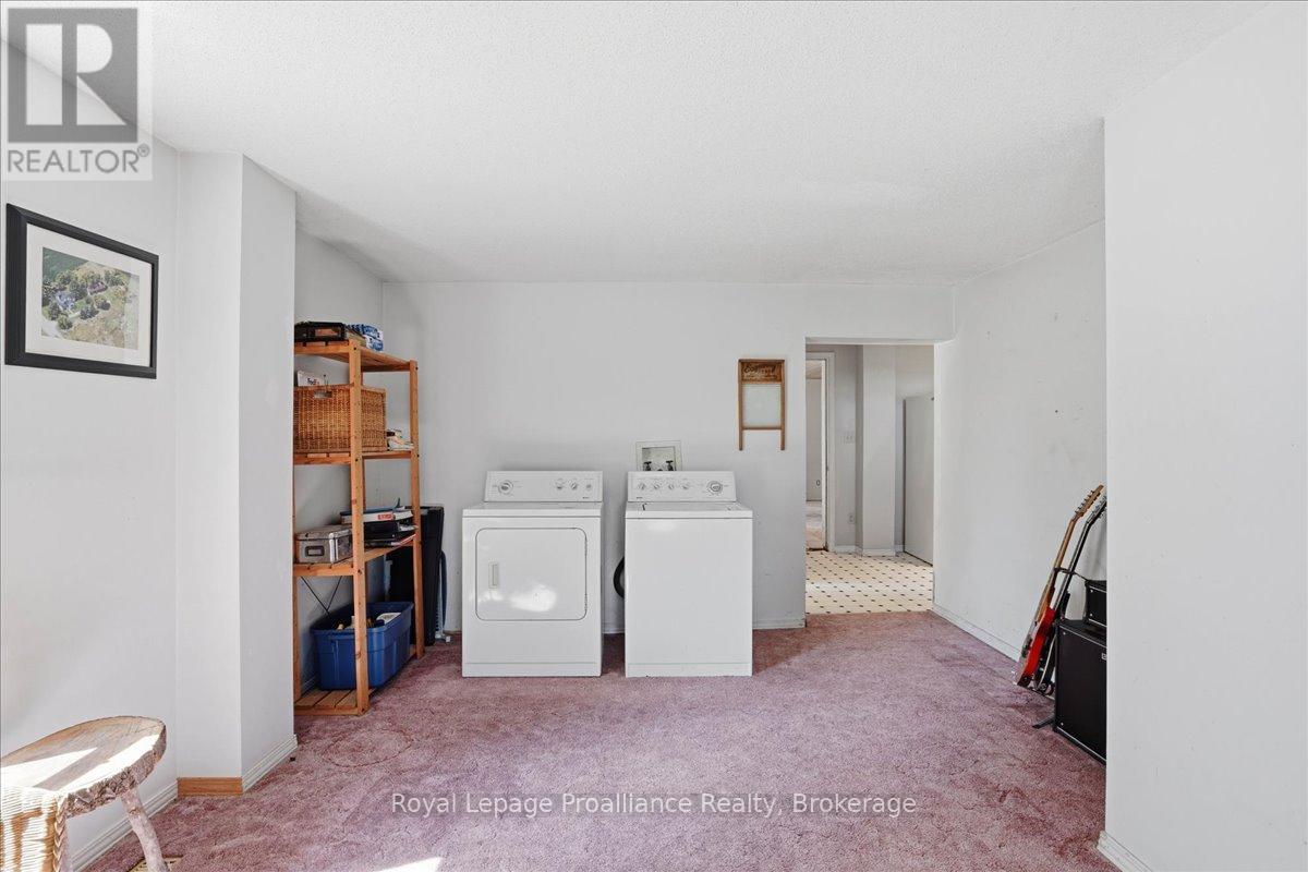 1710 Old Wooler Road, Quinte West, Ontario  K0K 3M0 - Photo 14 - X13462834