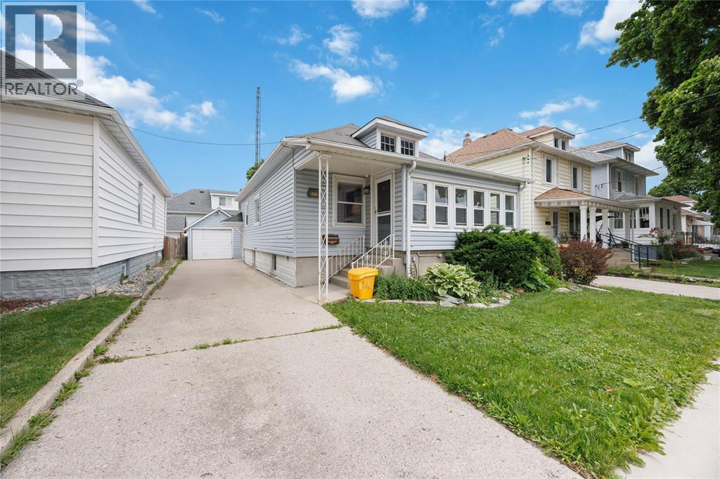 162 Richard Street, Sarnia photo 2