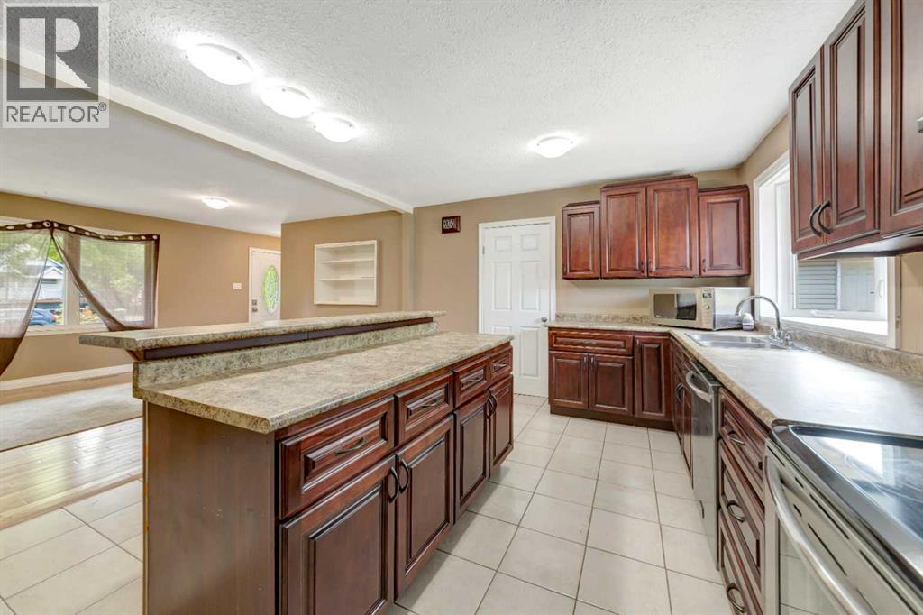 4616 45 Street, Lloydminster, Saskatchewan  S9V 0H5 - Photo 7 - A2322068