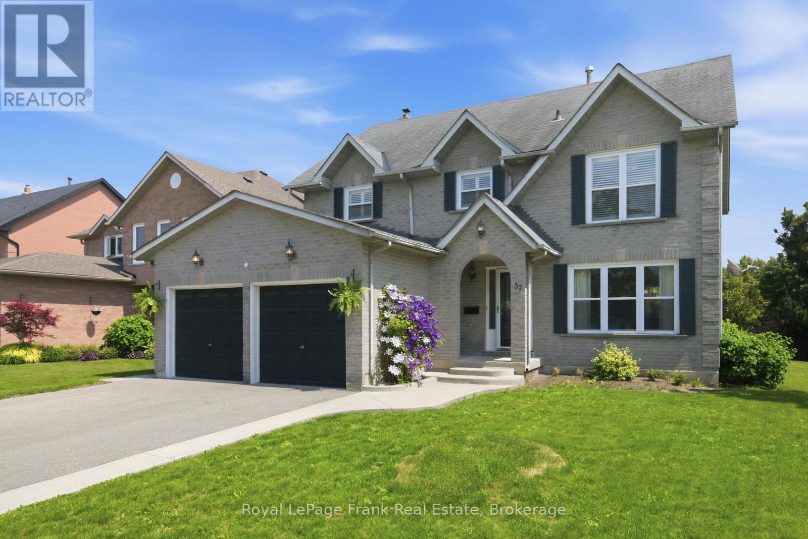 37 PARKES DRIVE, Ajax, Ontario