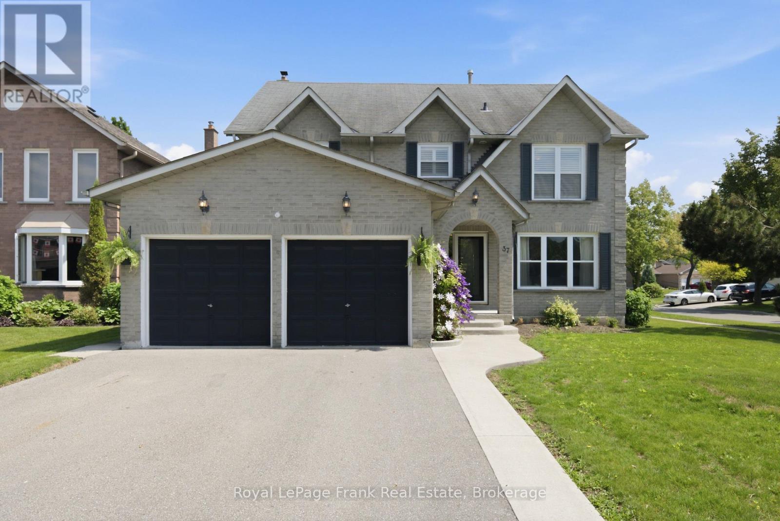 37 Parkes Drive, Ajax, Ontario  L1S 4W1 - Photo 2 - E13463198