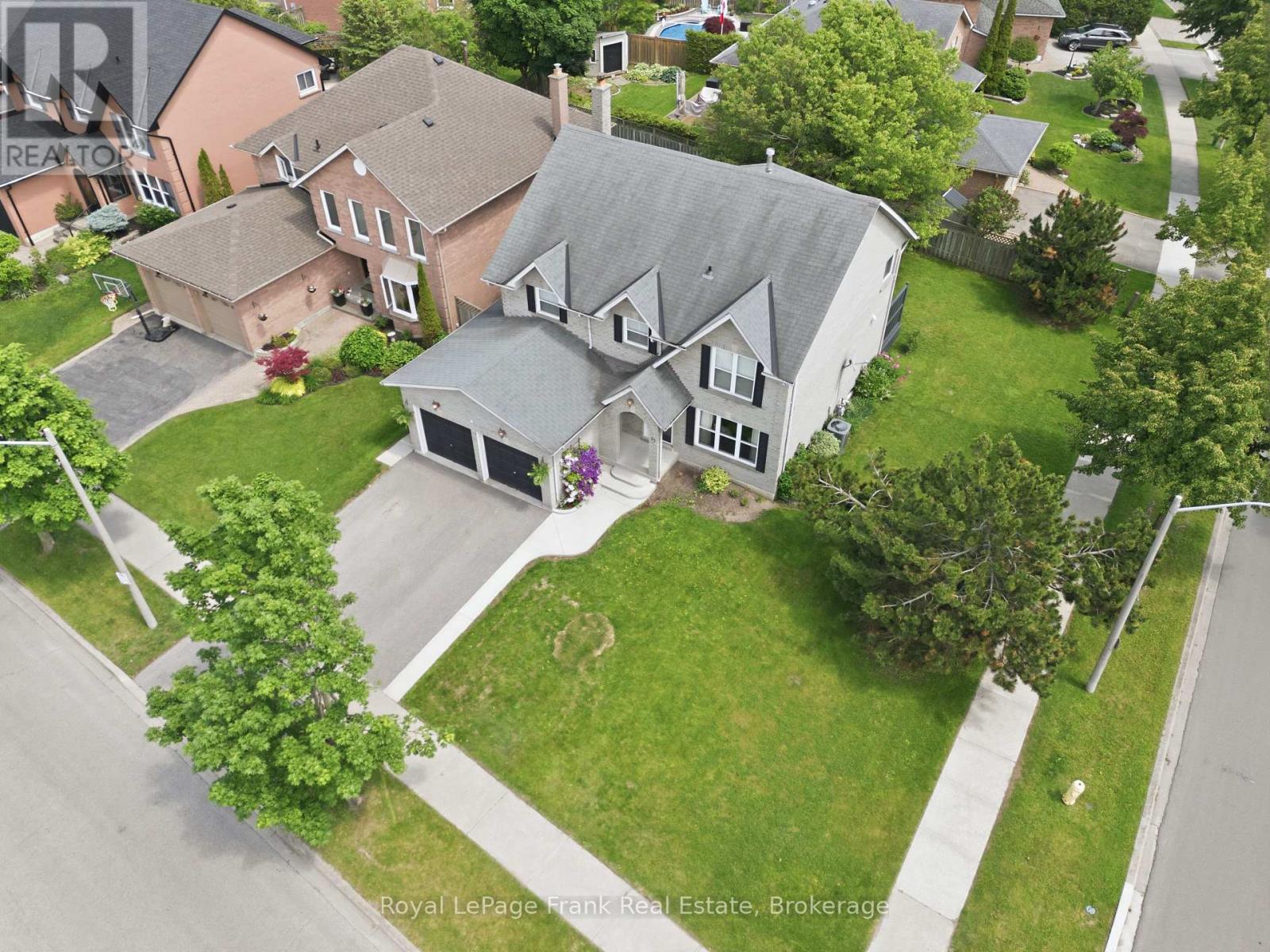 37 Parkes Drive, Ajax, Ontario  L1S 4W1 - Photo 3 - E13463198