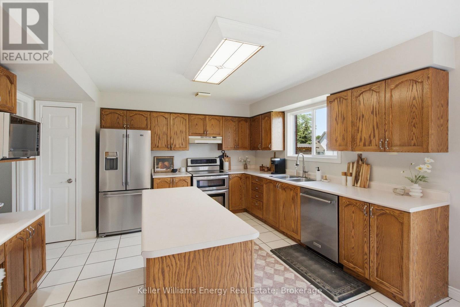 32 Sagewood Avenue, Clarington, Ontario  L1E 2G2 - Photo 10 - E13463240
